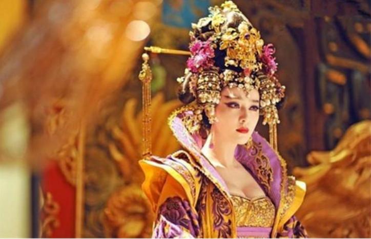 唐朝時期到底有多開放，袒胸露乳只是皮毛，現代人看了都汗顏
