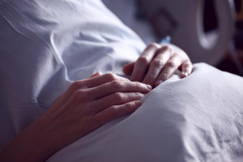 媽媽腦死「撐了32周」！順利誕下寶寶後離世~ 見證了「母愛」的偉大和「寶寶的頑強鬥志」！