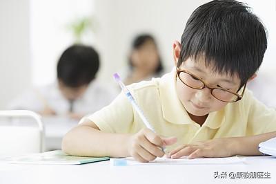 身體有2個"近視穴"，每天按10分鐘，按出孩子0.5好視力