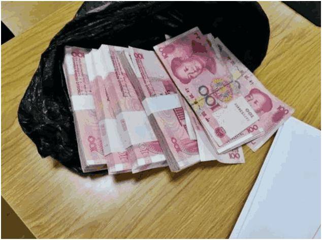 姐姐出嫁，弟弟卻是在嫁妝上做了手腳，姐姐打開後愣住了