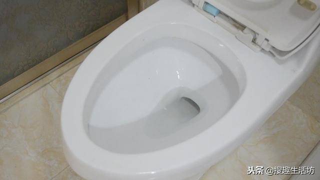 風油精加牙膏混合，作用太棒了，一年能省下不少錢，越早知道越好