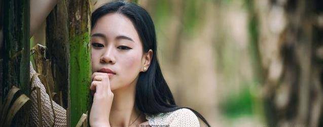 別傻傻為不值得的人付出，浪費了精力，降低了尊嚴