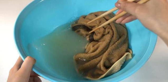 還在傻傻用肥皂洗毛巾？教你1個妙招，毛巾洗完就跟新的一樣，乾淨又健康