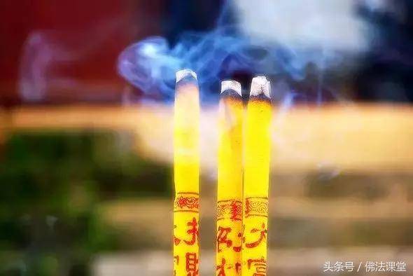 上香是上一支還是上三支？沒想到師父竟是「這樣說」......解開了我多年的迷思！
