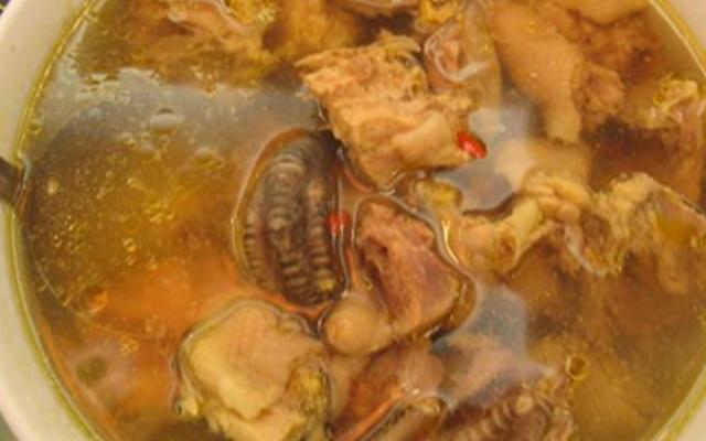 老婆懷孕每餐喝5碗雞湯，老公疑惑帶去檢查，看見B超如遭雷擊！
