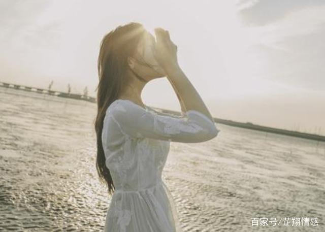 親家母，你能幫我照顧下你女兒嗎? 她現在可是你家的兒媳了