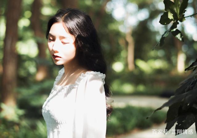 親家母，你能幫我照顧下你女兒嗎? 她現在可是你家的兒媳了