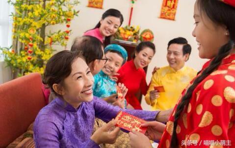 離婚5個月，我去前夫家看女兒，聽到小姑子的話，我給她一巴掌