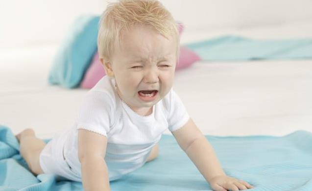 孩子2歲期，脾氣壞、愛尖叫？專家告訴你遇2歲兒童敏感期，你該這麼管