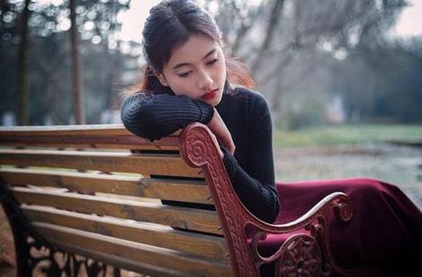 我請准岳母下館子，點菜時她搶去菜單，結帳時我遛了