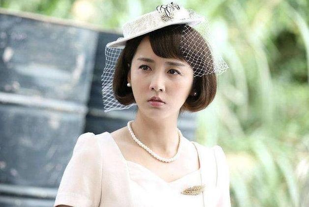 她是唐嫣閨蜜，拒絕潛規則出道十幾年零緋聞，今嫁東華上仙超幸福