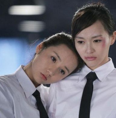 她是唐嫣閨蜜，拒絕潛規則出道十幾年零緋聞，今嫁東華上仙超幸福