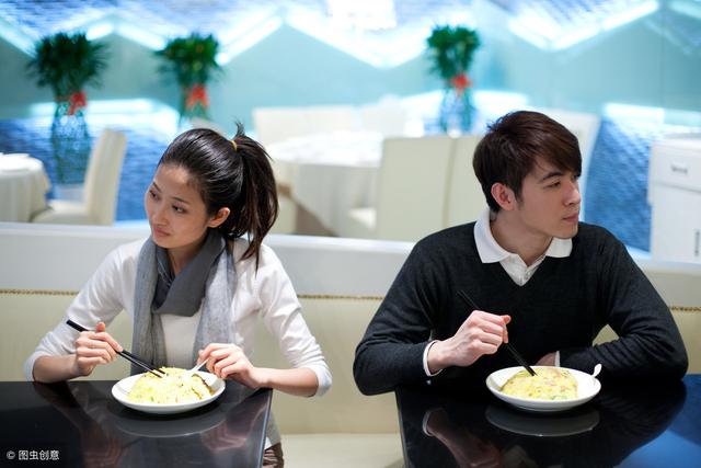 男子用所有積蓄給父母買房，妻子毫不知情，婆婆：她沒賺過錢
