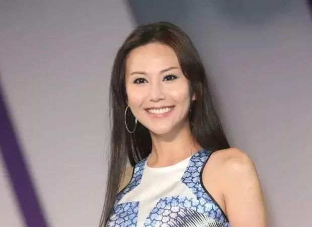 12年恩愛全是假象，不僅被家暴出軌，竟有5個私生子流浪在外！