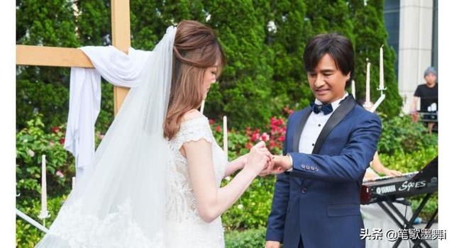 動力火車50歲尤秋興終於結婚，張宇SHE成員等圈內好友送祝福!