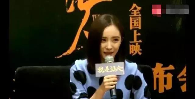 小糯米正面曝光，楊冪帶小糯米走秀？網友：太像了，一模一樣