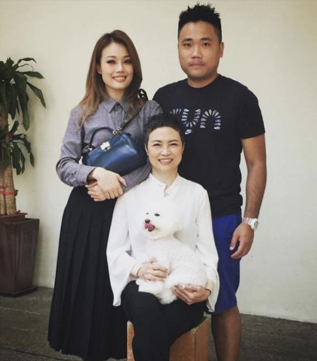 38歲容祖兒送樓送酒席賀胞弟六月大婚，笑稱准弟媳是翻版鍾欣潼