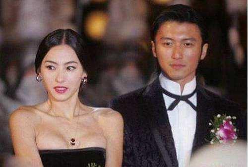 謝霆鋒活動拒絕和女粉絲擁抱，只因怕王菲介意，張柏芝不淡定了！