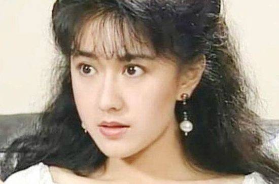 她用43年智鬥小三，丈夫去世後繼承70億財產，小三們顆粒無收