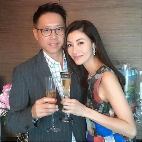 爺爺去世留他2百億，娶女明星老婆，父親怕他敗家每月只給10萬