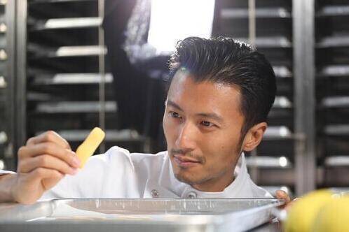 39歲謝霆鋒傳來喜訊，本人親自官宣證實，網友紛紛送祝福！