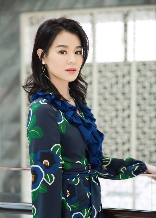 胡杏兒二胎出生，網友：金童玉女難重合，最適合她的人才剛來！