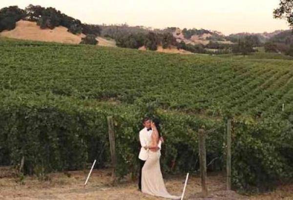 與富商結婚一年，丈夫國外千畝家產曝光，這才是娛樂圈中會嫁人的