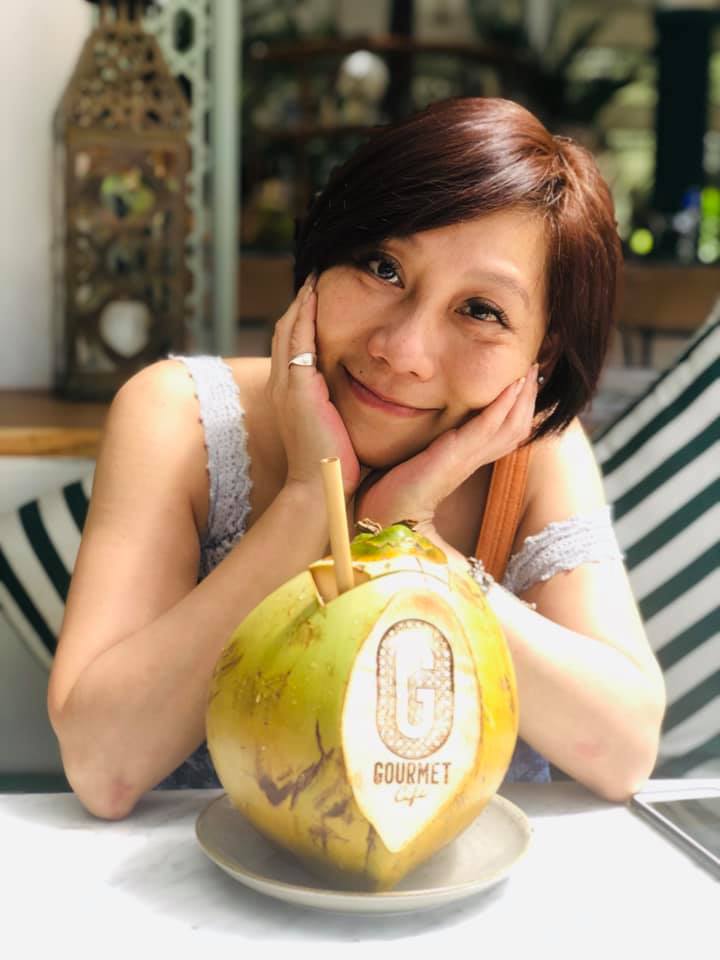 帶失智父親參觀養護中心，父親一句「你不要我了嗎」，讓郎祖筠落下淚來！ 