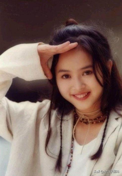 曾被林志穎瘋狂追求，22歲嫁豪門遭拋棄，今45歲胖成大媽!
