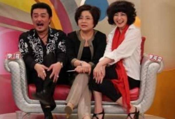 李㼈跟老婆一年超過400次，甚至互誇對方「很厲害」！但他竟自爆還跟「前女友」做這件事，老婆當場翻臉！