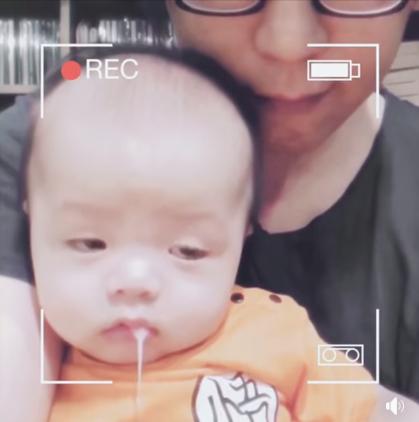 恭喜！43歲阿信未婚生子曬萌娃：她終於如願了！