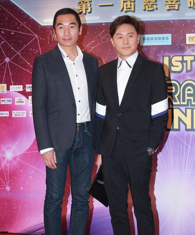 眾星亮相慈善晚會，女星服裝質感廉價，宣萱驚現麒麟臂鄭秀文嚇人！