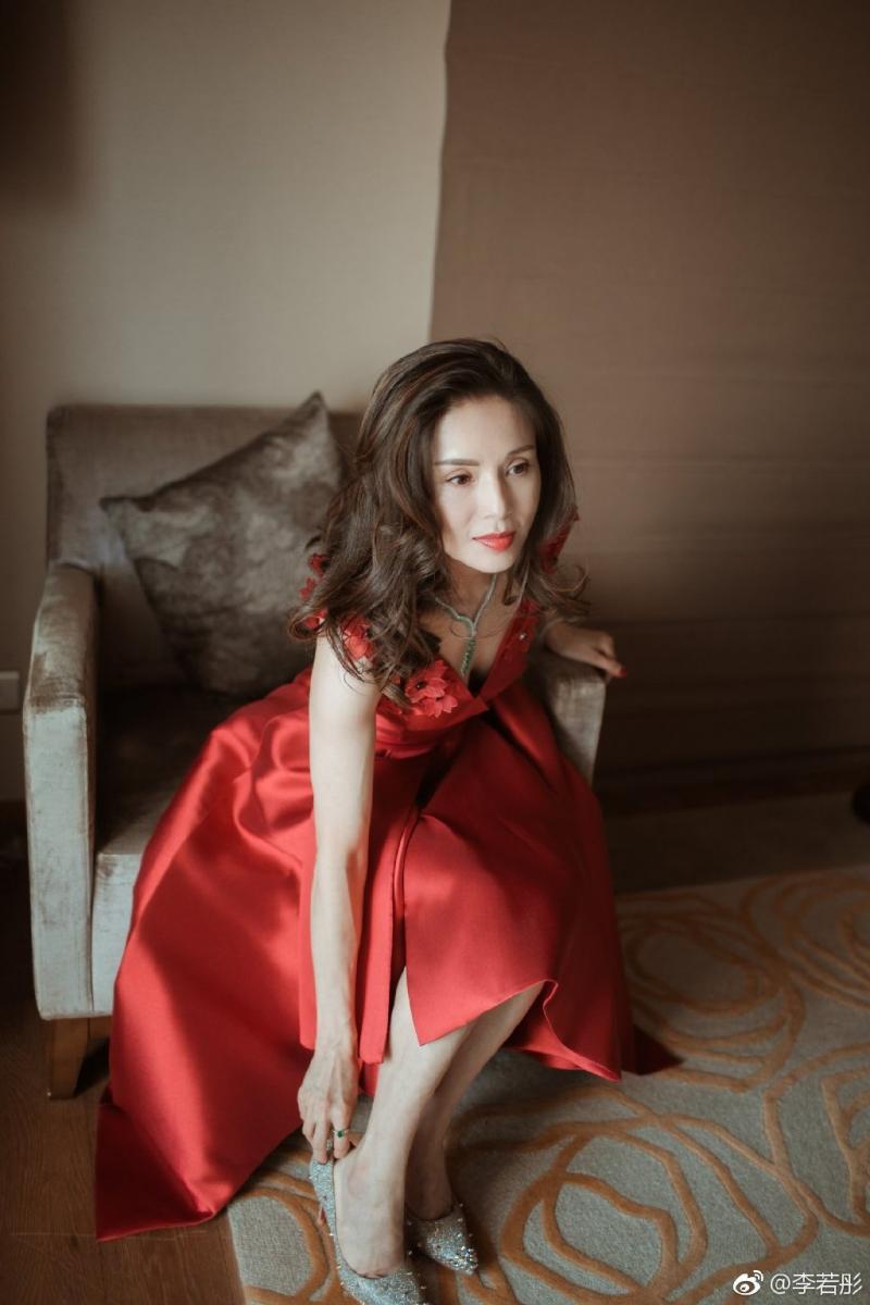 最美小龍女凍齡玩上癮！自爆一週要7次