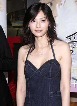 曾是台灣當紅女明星，被男友慫恿吸毒爆肥30斤，偶像女神形象全毀!