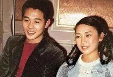 李連傑女兒，7歲給劉德華伴舞，8歲跟成龍走紅毯，16歲成這樣! 
