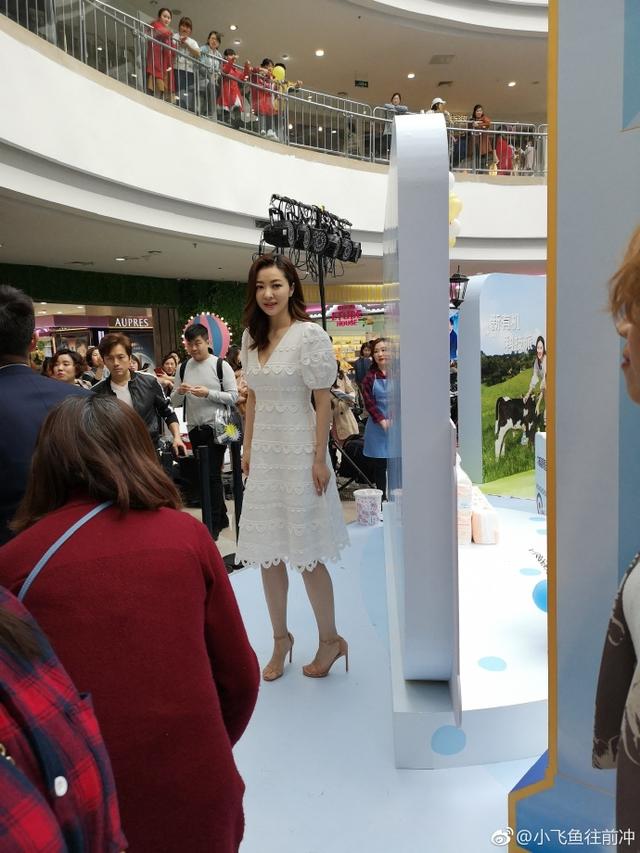 熊黛林生了孩子就顯老？快40歲的人了這狀態已經很好了吧~~~