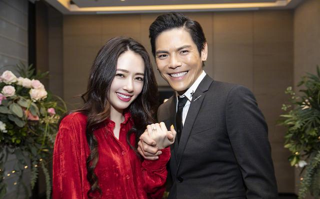 郭碧婷親妹妹曝光，長相備受爭議，網友：難怪一直不公開！