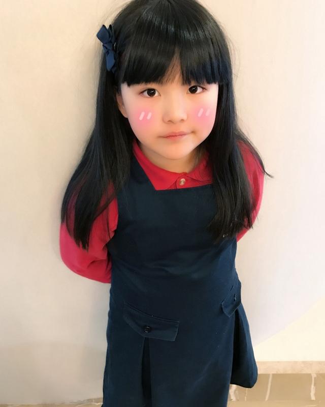 有一種「整容」叫王詩齡長大了！四肢修長，從胖妞蛻變成小美女
