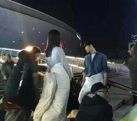 明星拍戲「下半身」不能看，一個比一個奇葩，原來我們都被電視劇騙了！
