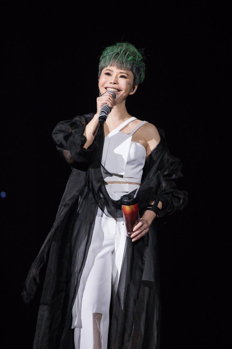 對澎湖情有獨鍾！詹雅雯「豪砸2000萬」蓋南洋風別墅　走進陽台「享受360度海景」不輸峇里島 