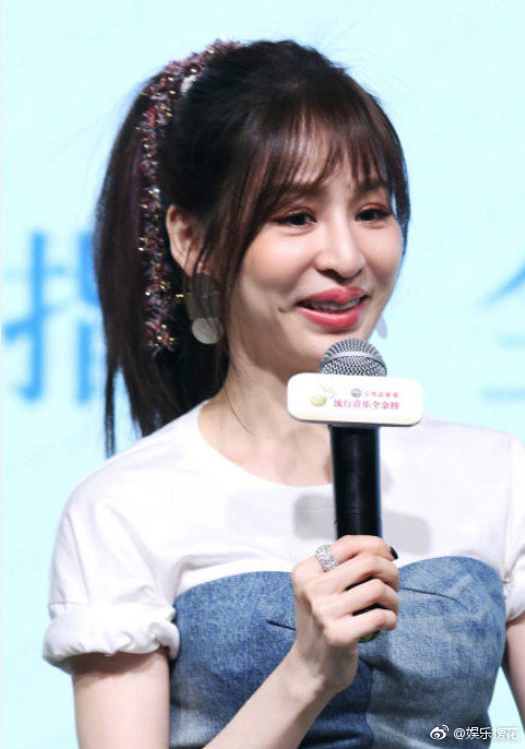照片是假的？王心凌「香腸嘴腫臉照」全網瘋傳　粉絲心疼揭「8年前住院後遺症」真相：放過她吧