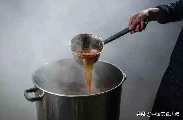 熬一鍋好滷水要懂得香料的組合技巧，贈送十款滷水配方做借鑑！