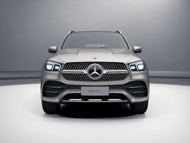寶馬X7領銜，大紅旗最搶眼！上海車展可直接帶走的8款豪華SUV