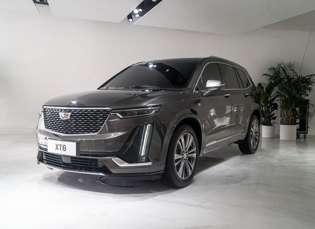 寶馬X7領銜，大紅旗最搶眼！上海車展可直接帶走的8款豪華SUV