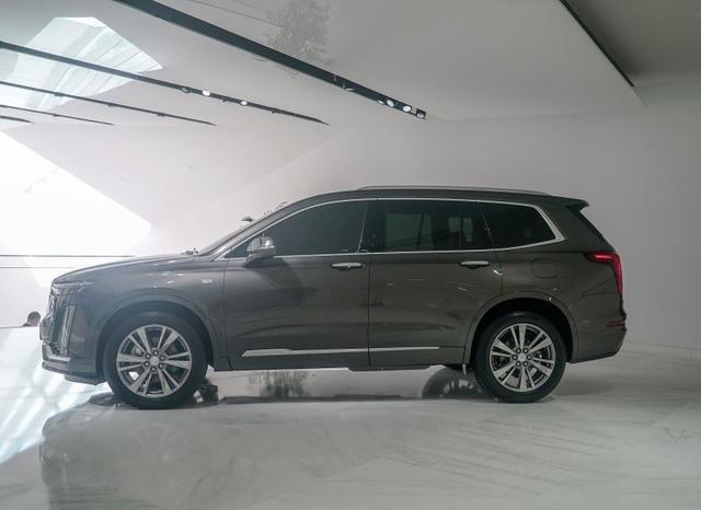 寶馬X7領銜，大紅旗最搶眼！上海車展可直接帶走的8款豪華SUV