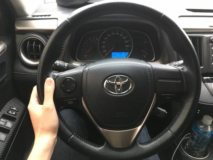 五代RA4試駕心得：顏值安全進步明顯但隔音駕駛感受退步 - Toyota - 汽車討論區
