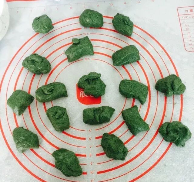 烤著吃青團！這款新晉網紅，我在家30分鐘做一大盤！出單快快的