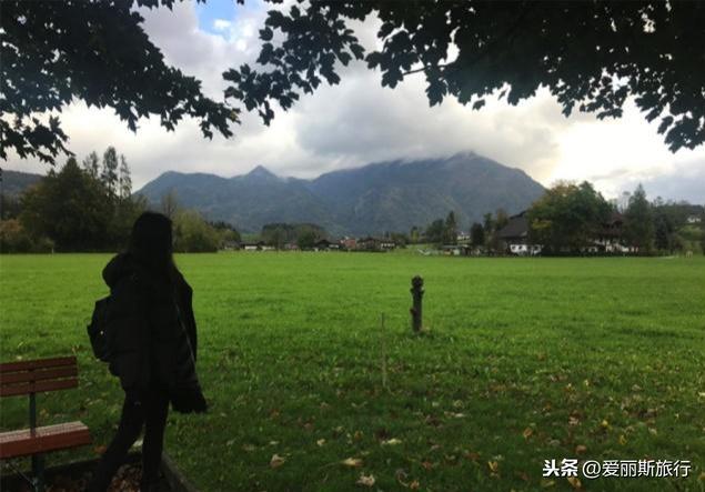 奧地利之旅：走進全球最美小鎮，雖凍得叫人故作堅強，風光值回了