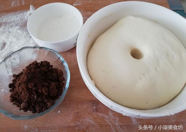 想吃糖三角，只要掌握2個訣竅，不漏糖，個個暄軟，孩子超愛吃
