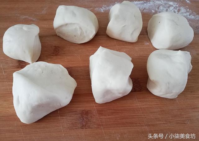 想吃糖三角，只要掌握2個訣竅，不漏糖，個個暄軟，孩子超愛吃